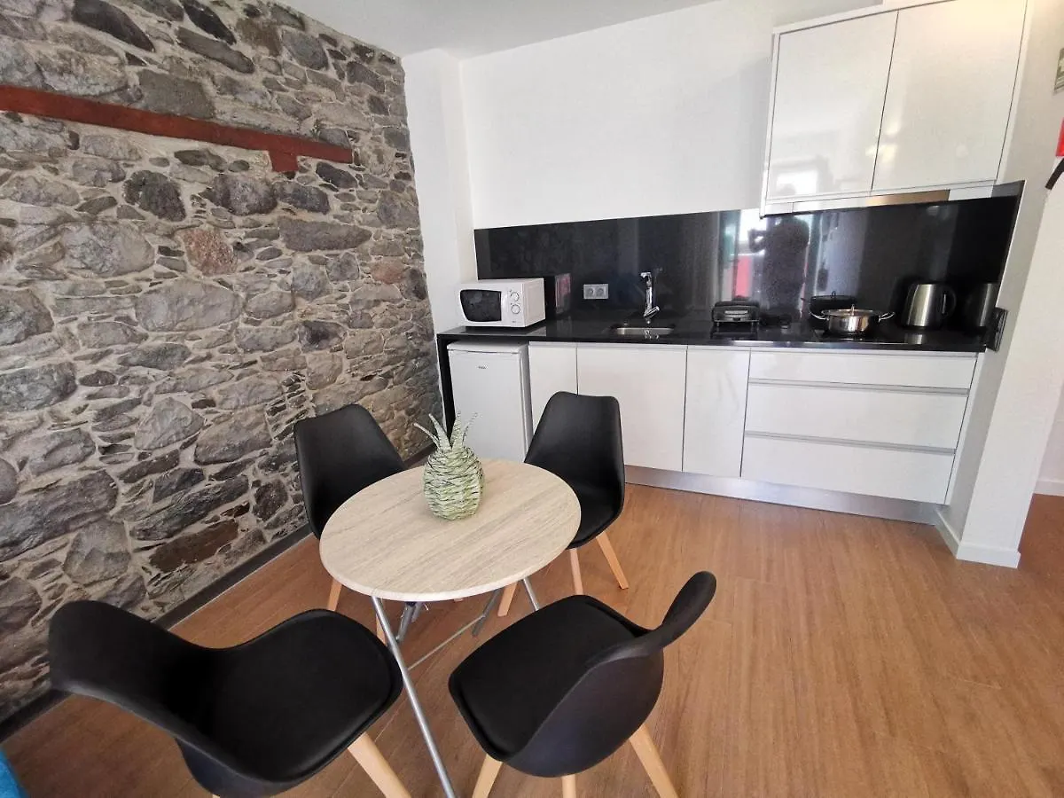 Charming Studios In Calheta Beach - Villa Esmeralda 0*, Calheta (Madeira) Portugal