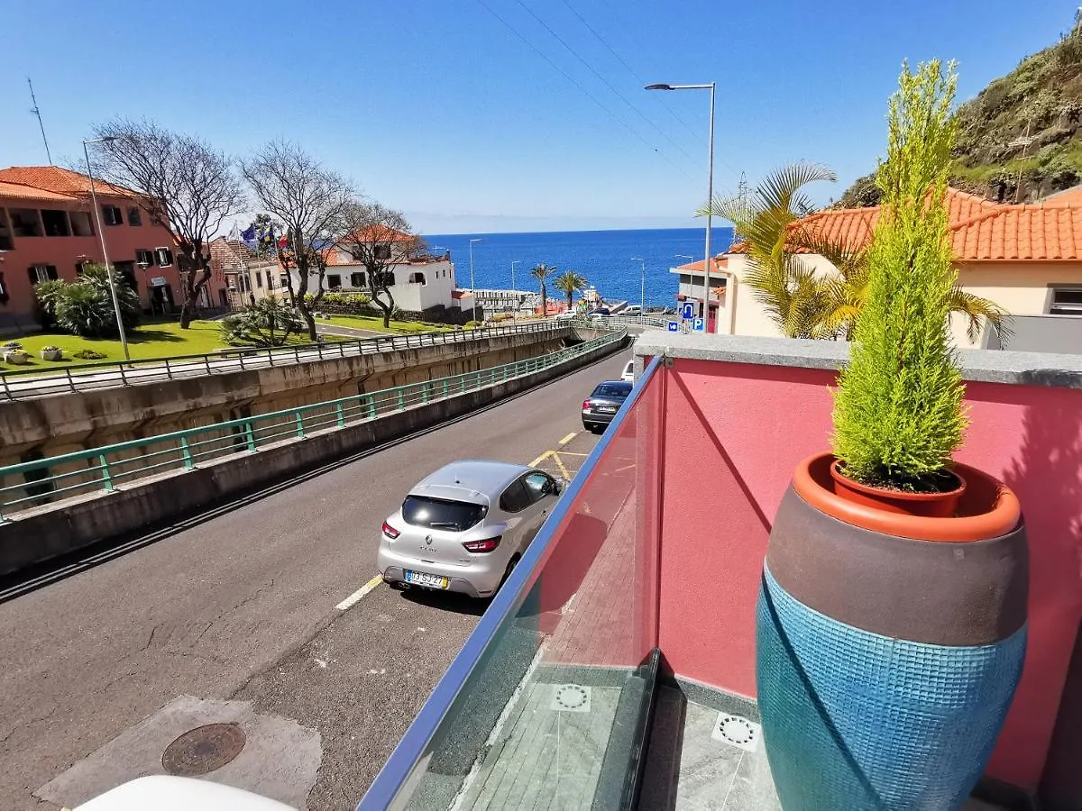 Apartment Charming Studios In Calheta Beach - Villa Esmeralda