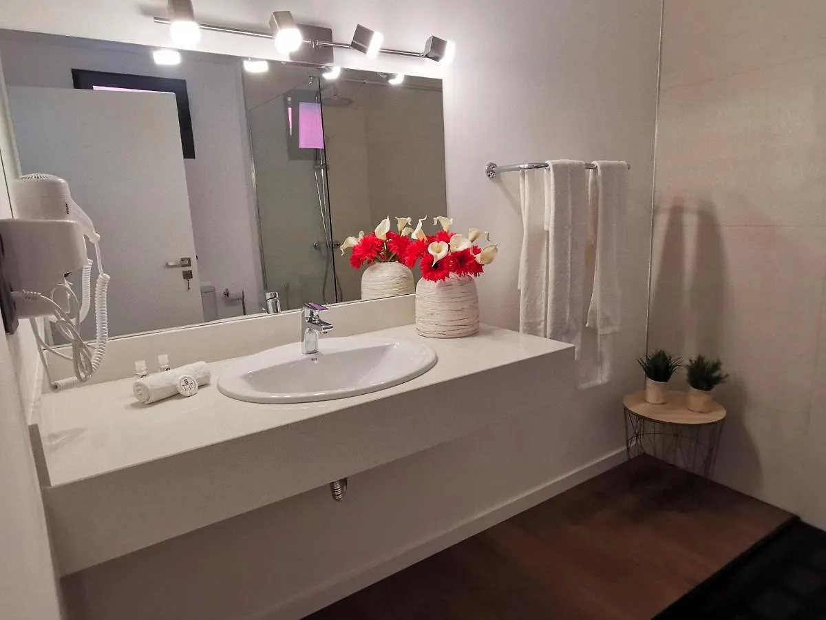 Charming Studios In Calheta Beach - Villa Esmeralda 0*, Calheta (Madeira) Portugal