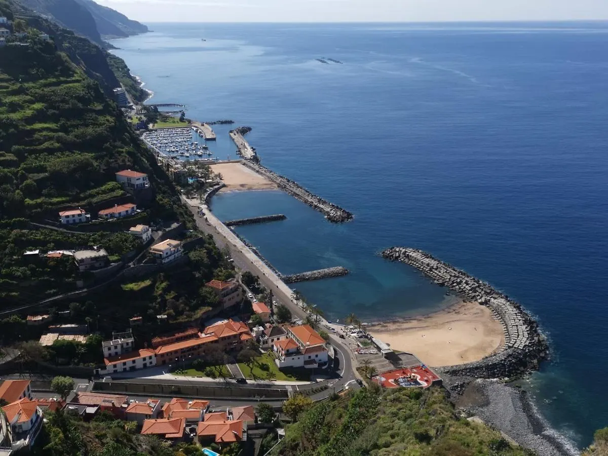 Charming Studios In Calheta Beach - Villa Esmeralda 0*, Calheta (Madeira) Portugal